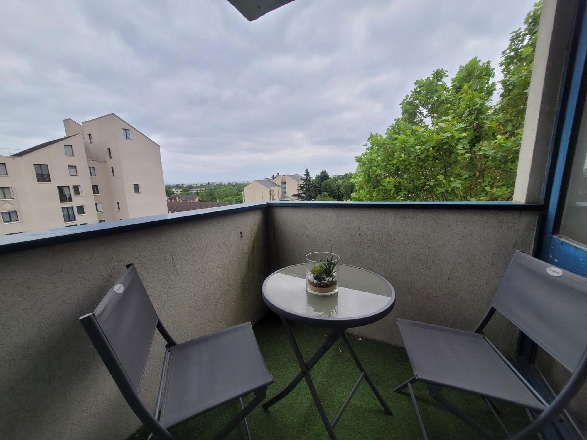 Deuil-la-Barre Parisian Retreat Pour 5 Personnes - 12 Min De Paris - Proche Gare 아파트 외부 사진